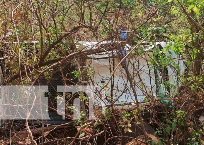 ¡Vivos de milagro! Al caer en un abismo de la Cuesta el Plomo