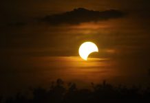 Es hoy, es hoy: Eclipse solar total 2024 ¿Se oscurecerá el cielo en su totalidad?