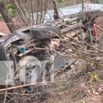 ¡Impactante! Joven pierde el control del volante tras intentar adelantar Foto: Joven conductor pierde control al intentar adelantar /cortesía