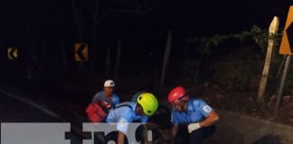 Foto: Accidente motociclístico en carretera hacia Paiwas: hombre resulta herido en Río Blanco/TN8