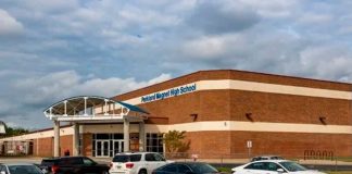 Alumno golpea con tremenda brutalidad a su maestra
