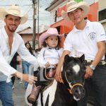 Celebran espectacular desfile hípico infantil por las principales calles de Somoto, Madriz Foto: Celebran espectacular desfile hípico infantil por las principales calles de Somoto, Madriz/TN8
