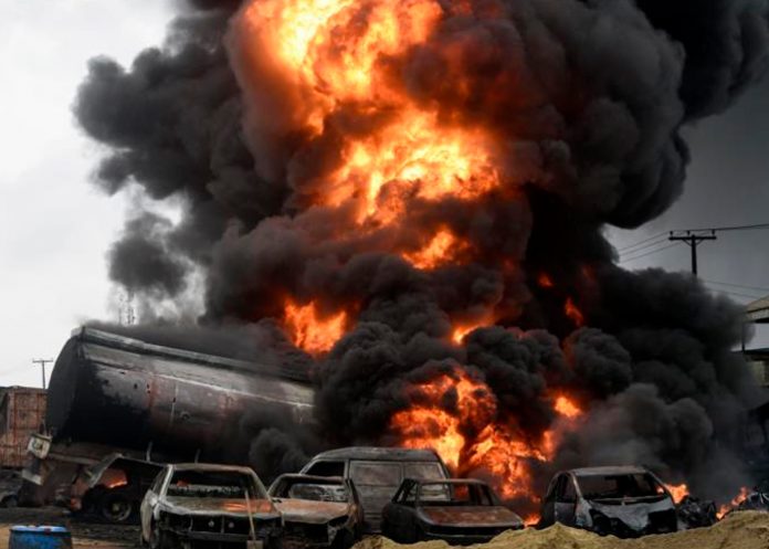 3 Diez muertos por explosión de mina terrestre en Nigeria