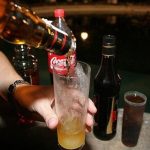 Ojo si sos bueno al ‘chupe’: Hombre de Bolivia muere tras «embolarse» 4 días seguidos Joven muere tras emborracharse cuatro días seguidos en Bolivia