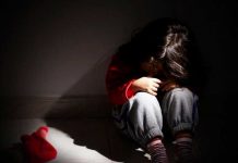 Demanda a escuela de EE.UU.: Dos chavalos violaron en el baño a una niña de 9 años Familia demanda a una escuela por la violación
