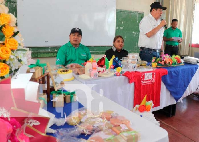 Capacitación a emprendedores del Triángulo Minero