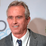 Alerta Demócrata: Sobrino de Kennedy Surge como una Verdadera Amenaza Sobrino de Kennedy: El Desafío que Preocupa a los Demócratas