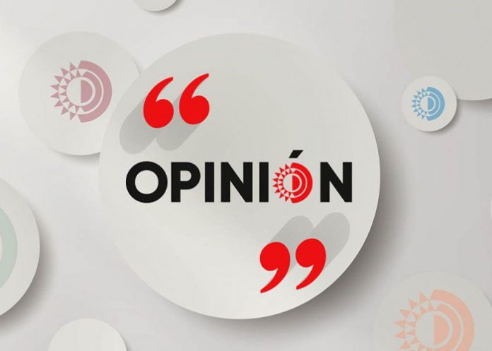 “Daniel Ortega Saavedra, Comandante Histórico del Sandinismo, Jefe nato de la Revolución”