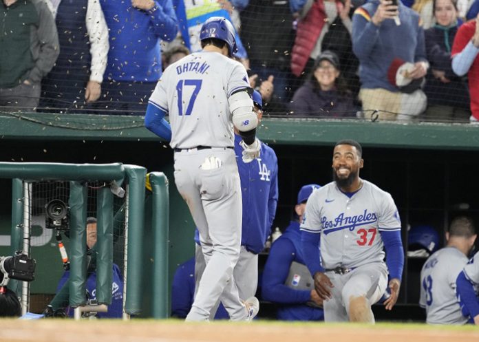 Shohei Ohtani conecta HR Ohtani conectá su HR más violento en Grandes Ligas