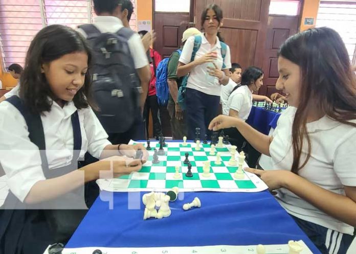 Foto: Ajedrez en colegios de Nicaragua / TN8