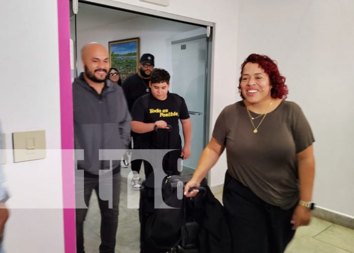 Foto: Ingrid Rosario y su banda en Nicaragua / TN8