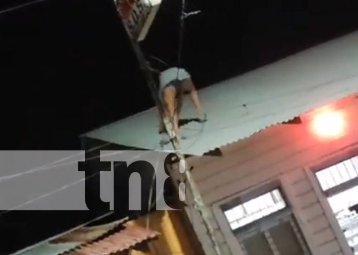 techo-bl-2 Foto: Escándalo en una noche de Bluefields / TN8