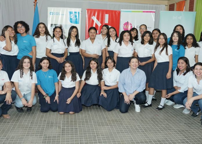 tic-muje-2 Foto: Claro Nicaragua impulsa las TIC's con mujeres