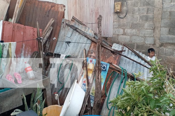 1 Familia se queda sin hogar tras colapso de vivienda en Managua