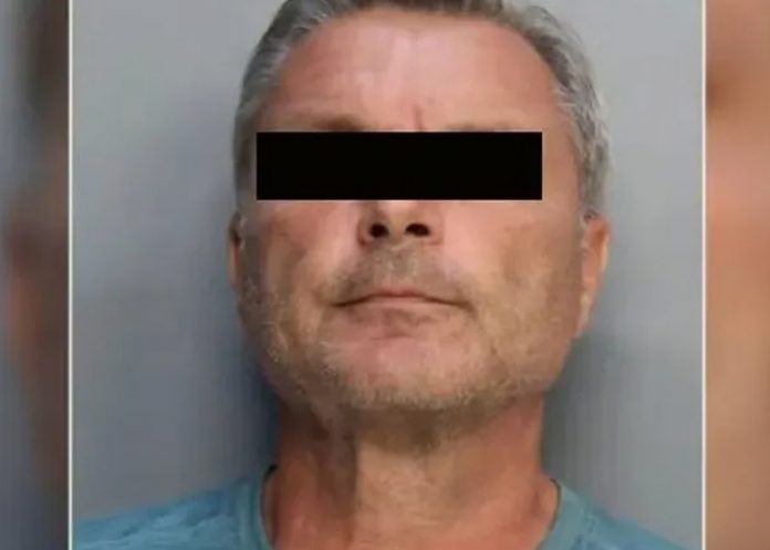 1 Foto: Padre es arrestado por estrangular a un niño en parque de Florida / Cortesía