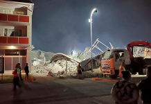 Derrumbe en edificio de Sudáfrica deja un muerto y 47 trabajadores atrapados Se derrumba un edifico en construcción en Sudáfrica