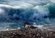 Evacuaciones en Indonesia por amenaza de tsunami tras erupción del volcán Ruang Foto: Evacuaciones en Indonesia por amenaza de tsunami tras erupción del volcán Ruang / Cortesía