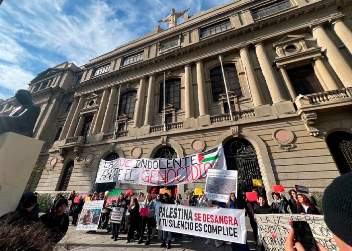 Foto: Estudiantes de Chile alzan la voz /cortesía