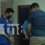 Sentado en el banquillo de los acusados en Managua