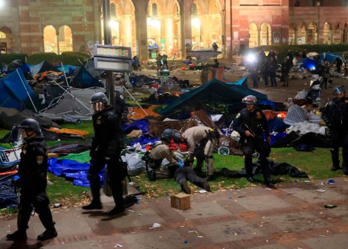 1 Foto: Reprimen Universidad de California /cortesía