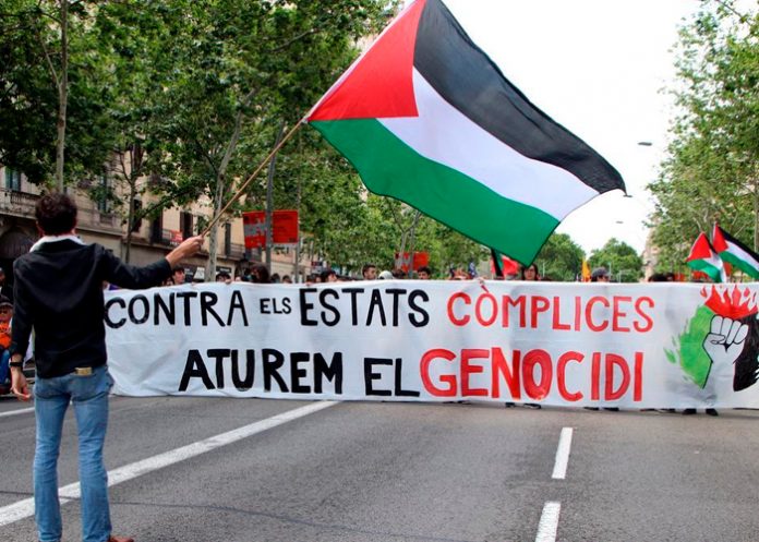 1 Foto: Universitarios de España claman por Gaza /cortesía