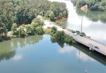 Jóvenes mueren al lanzarse desde un puente por un reto de TikTok en Estados Unidos Foto: Estudiantes se ahogaron después de saltar de un puente en Estados Unidos / Cortesía