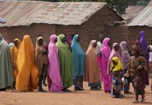 Liberan más de 60 víctimas de secuestro en Nigeria