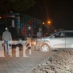 Foto: Vehículo impacta en un costado de un camión ganadero, carretera hacia La Libertad, Chontales/TN8