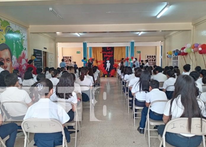 1 Festival en celebración del Día de la Dignidad Nacional