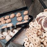 Foto: Tradición gastronómica familiar: Doña María y sus deliciosas cosa de horno en Chinandega/TN8