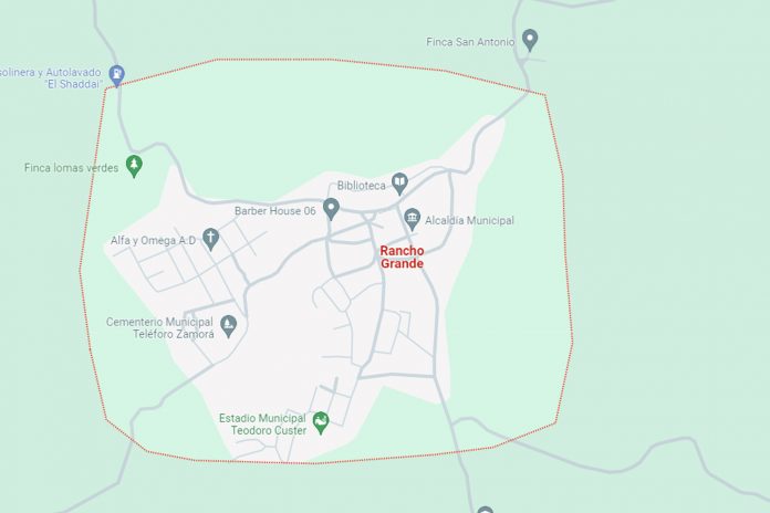 Foto: Motociclista muere al estrellarse contra la valla de contención en Matagalpa/TN8