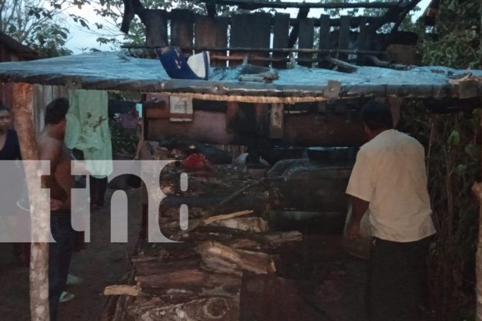 1 Foto: Incendio consume una vivienda en el municipio de La Dalia, Matagalpa/TN8