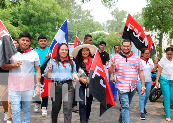 2 Foto: Día de la Dignidad Nacional /TN8