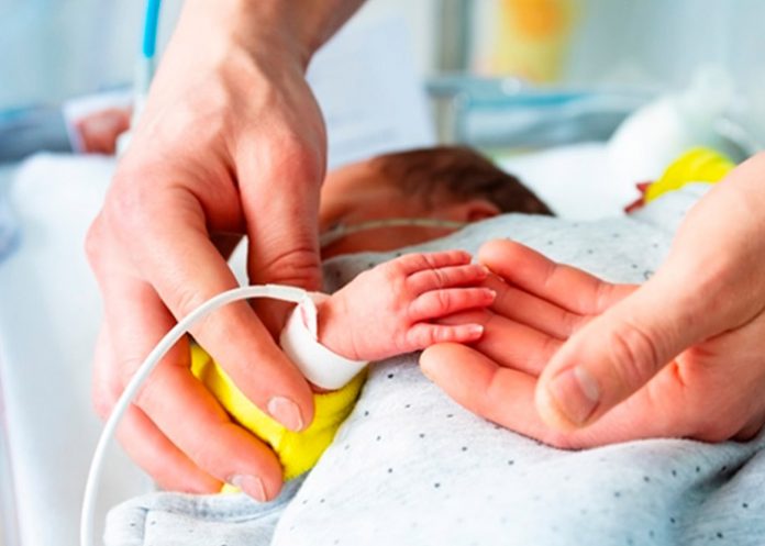 Arrestadas por drogar bebés en hospital de Argentina