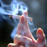 Por salud Irlanda busca prohibir la venta de tabaco a menores de 21 años Irlanda quiere prohibir la venta de tabaco