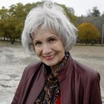 Fallece a los 92 años Alice Munro, Nobel de Literatura y narradora canadiense Fallece a los 92 años la canadiense Alice Munro