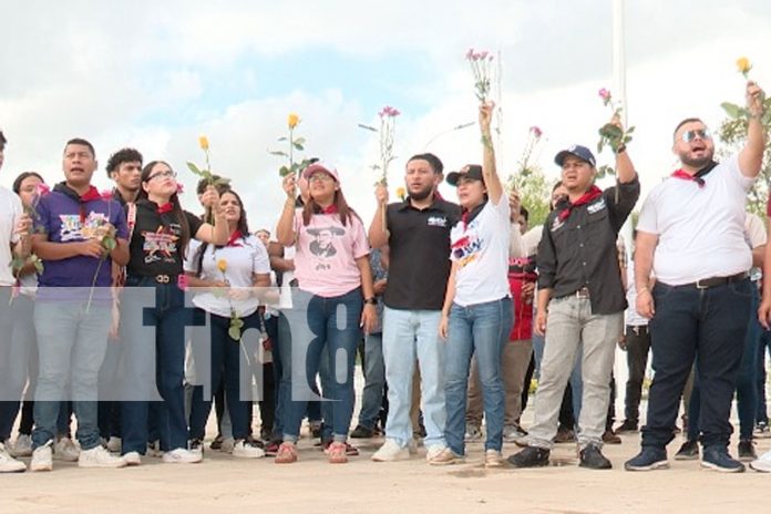 2 Juventud Sandinista 19 de Julio se reunieron en la Loma de Tiscapa