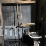 Foto: Incendio consume casa en el barrio Villa Dignidad y deja importantes pérdidas materiales/TN8