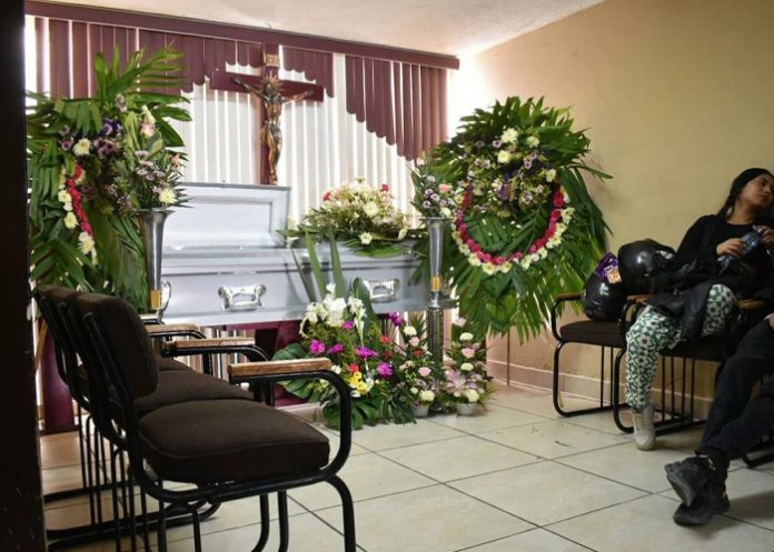 Quemada por su novio que acababa de conocer en México Quemada por su novio que acababa de conocer en México