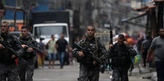 Persecución policial en Río de Janeiro deja 4 muertos