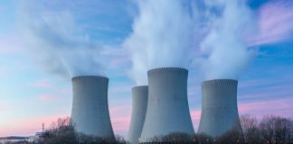 Rusia construirá la primera planta nuclear de Asia Central
