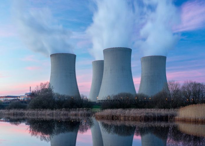 Rusia construirá la primera planta nuclear de Asia Central Rusia construirá la primera planta nuclear de Asia Central