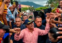 Foto: Mandatario de Colombia escucha al pueblo /cortesía