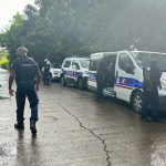 Reo se fuga en Francia tras violento asalto a furgón penitenciario Un reo se fuga y dos agentes mueren en Francia