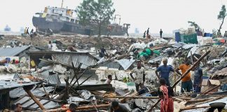 Un ciclón deja al menos 10 muertos en Bangladés