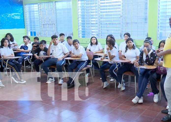 3 MINED informa que se está sirviendo la merienda en todo el país