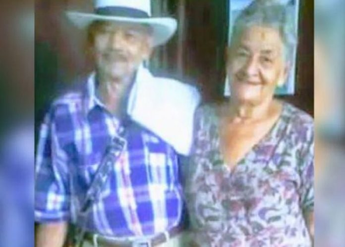 Pareja muere al mismo tiempo después de 65 años de matrimonio Pareja muere al mismo tiempo después de 65 años de matrimonio