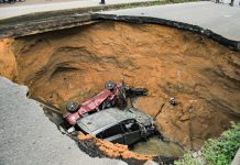 Cuatro muertos en Colombia por colapso de puente