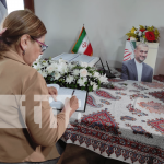 Foto: Firma de condolencias en Nicaragua por la muerte del presidente de Irán, Ebrahim Raisi / TN8