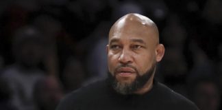 Lakers despiden a David Ham